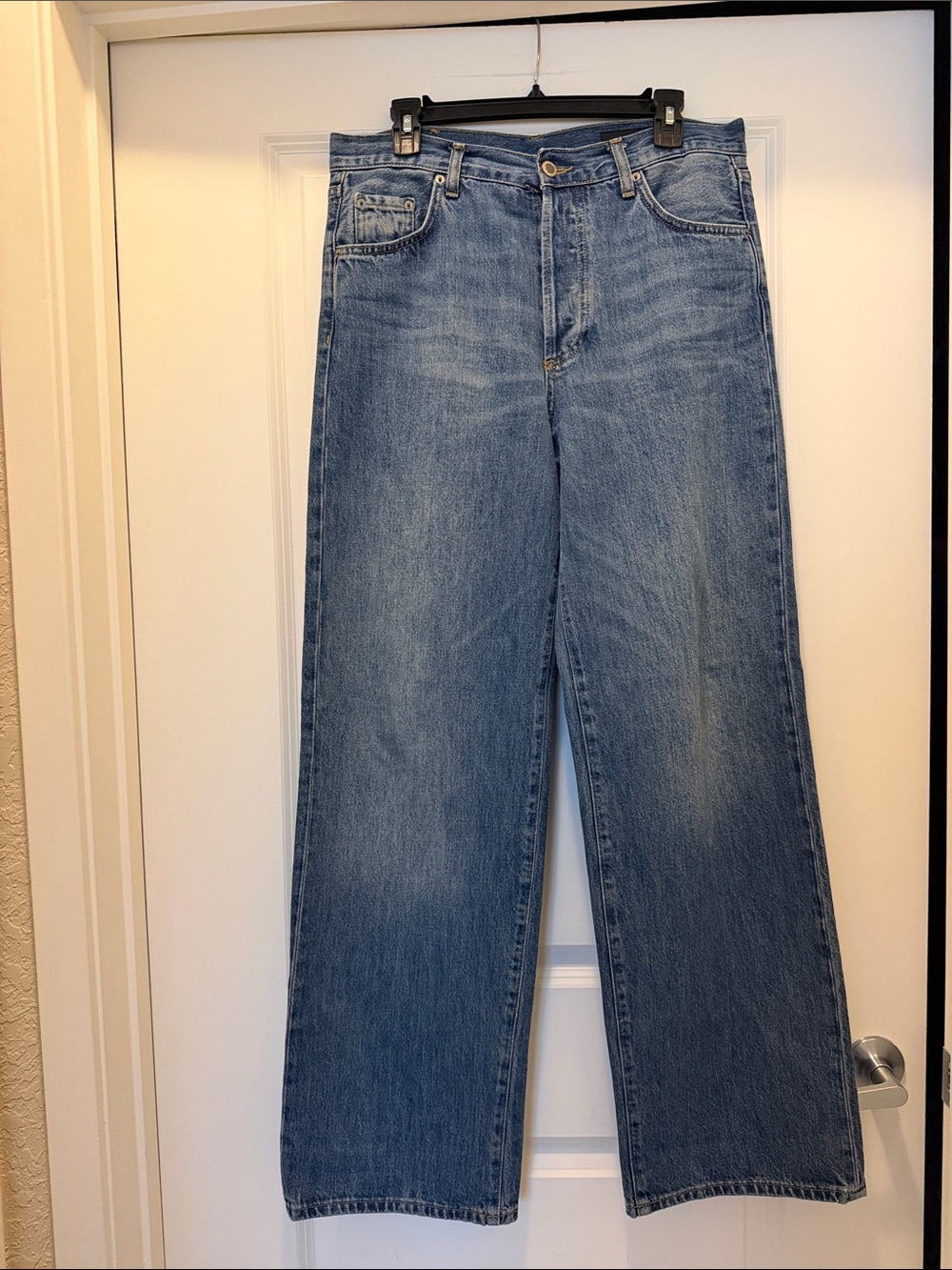Classic Straight-Leg Blue woman Jeans